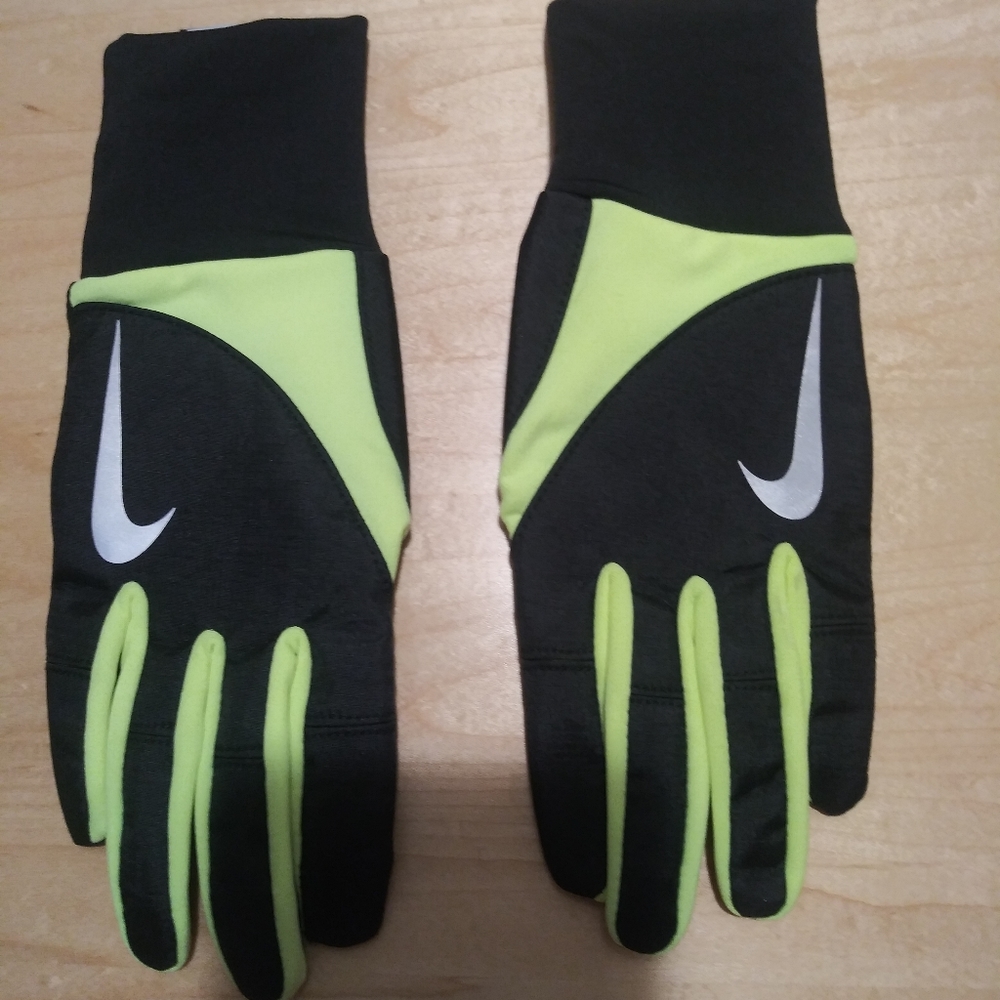NWOT Nike Running High Viz Dri-Fit Gloves